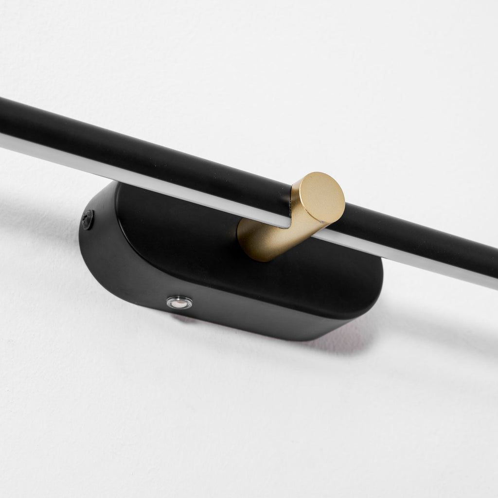 Minimalist Linear Rechargeable Vanity Wall Lamp