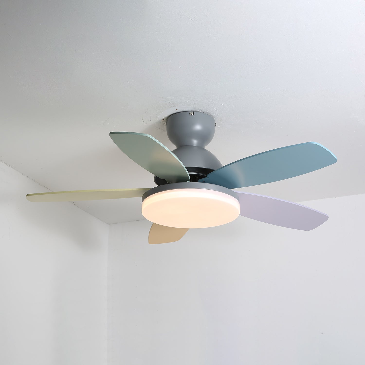 Petalo Modern Wood Ceiling Fan Light