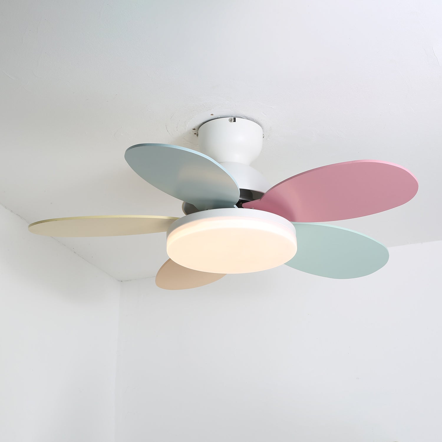 Petalo Modern Wood Ceiling Fan Light