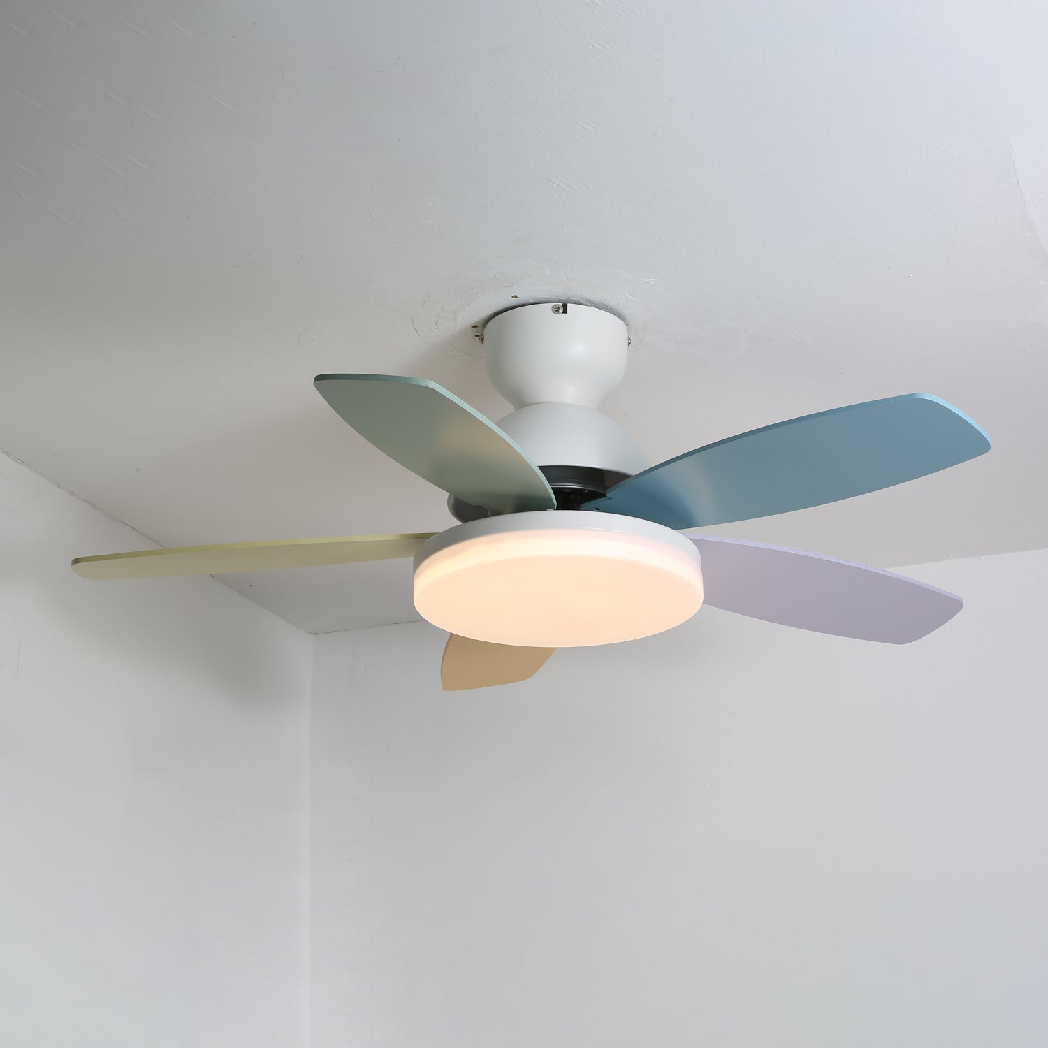 Petalo Modern Wood Ceiling Fan Light